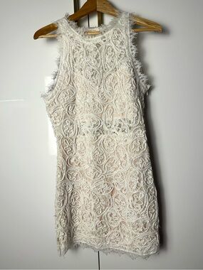 Chelsea Ivory Embroidered Lace Sleeveless Mini Shift Dress Boho medium